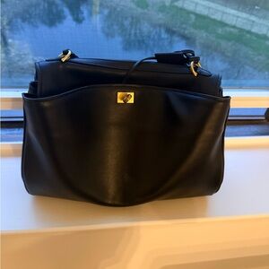 Chic Black Leather Shoulder Bag